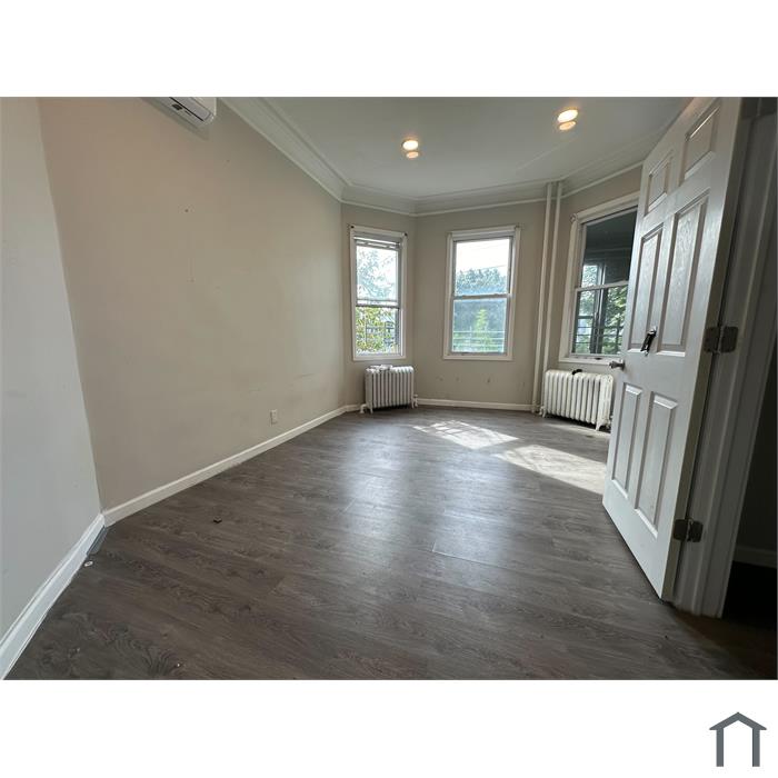 136 Buena Vista Ave